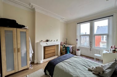 Sunbury Avenue, Jesmond, Newcastle - Image 2